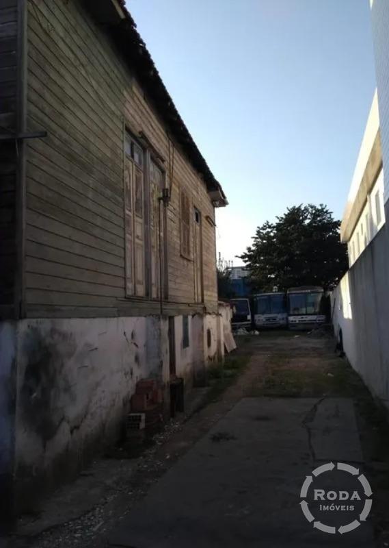 Terreno à venda no Macuco: 