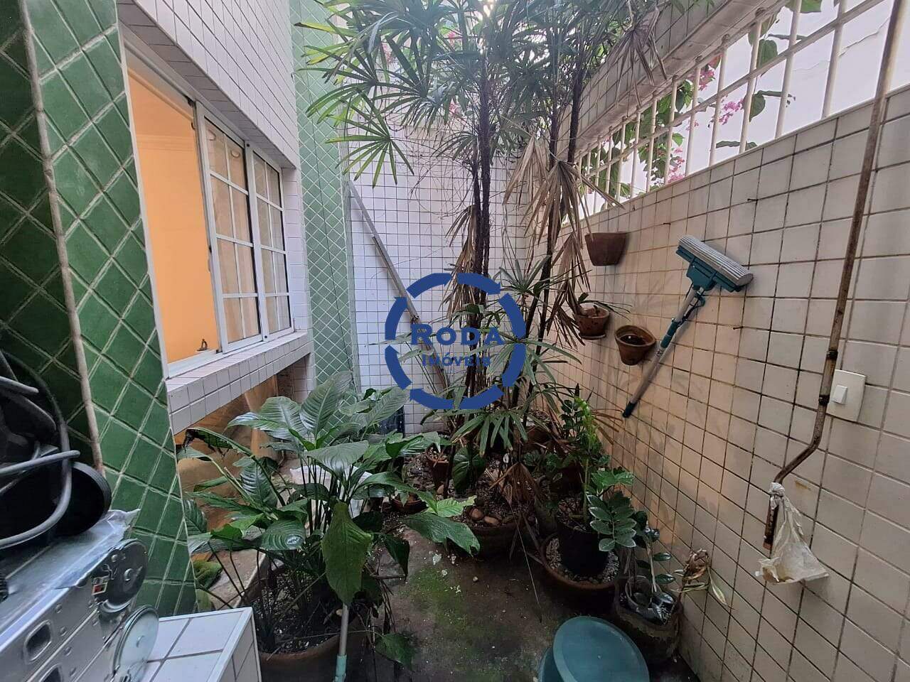 Sobrado à venda no Embaré: 