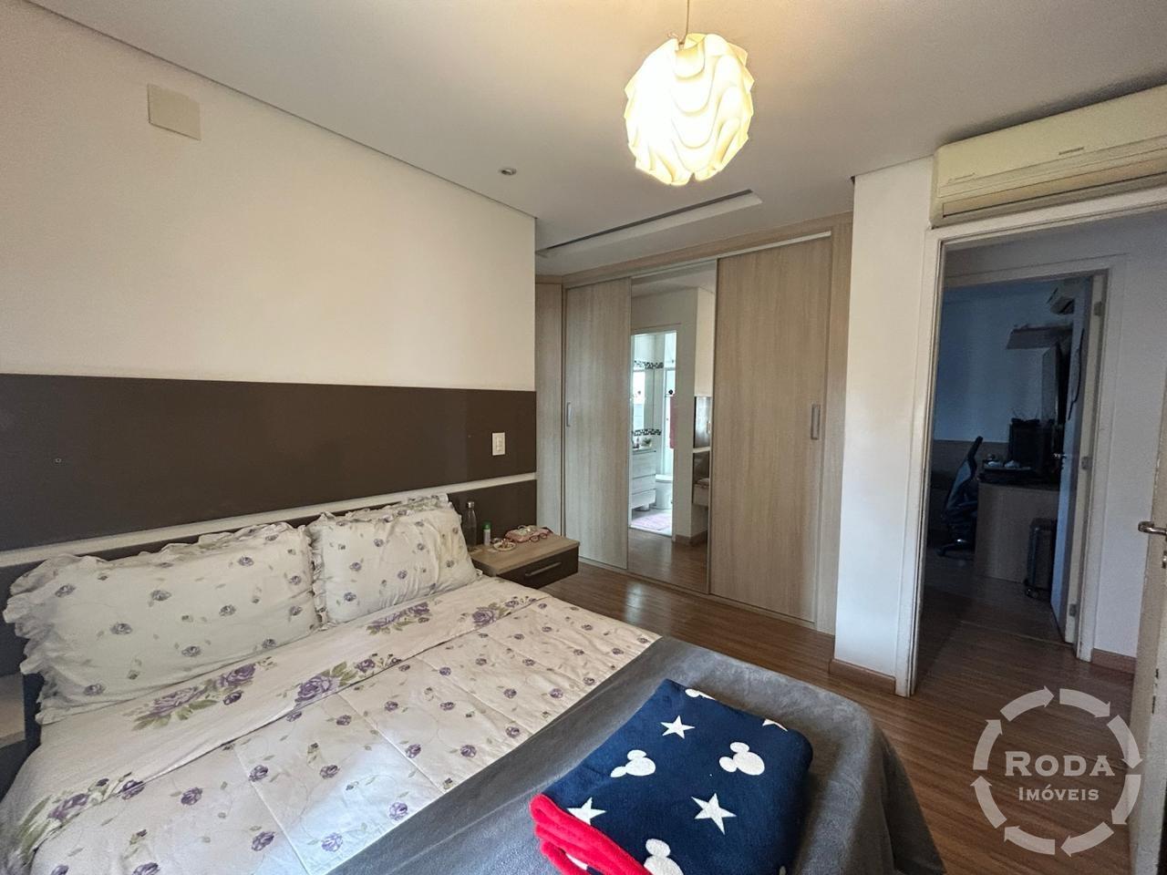 Apartamento à venda no Ponta da Praia: 