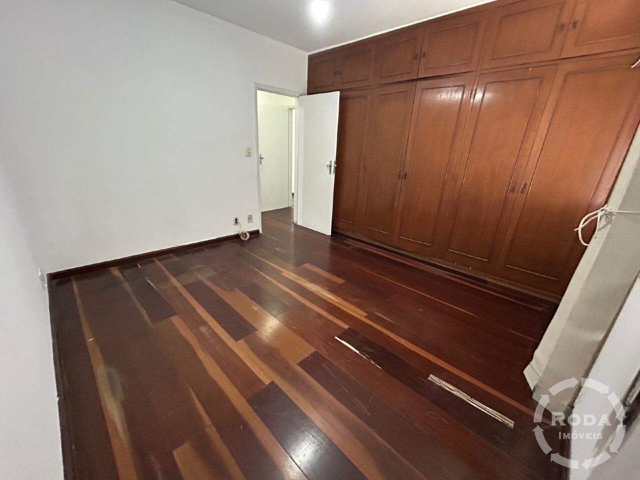Apartamento à venda no Ponta da Praia: 