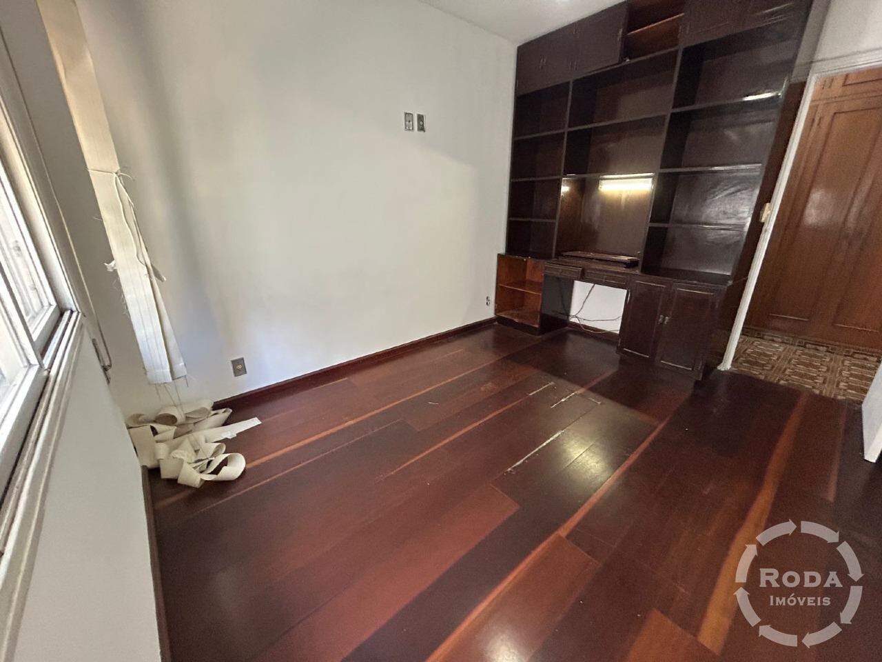 Apartamento à venda no Ponta da Praia: 