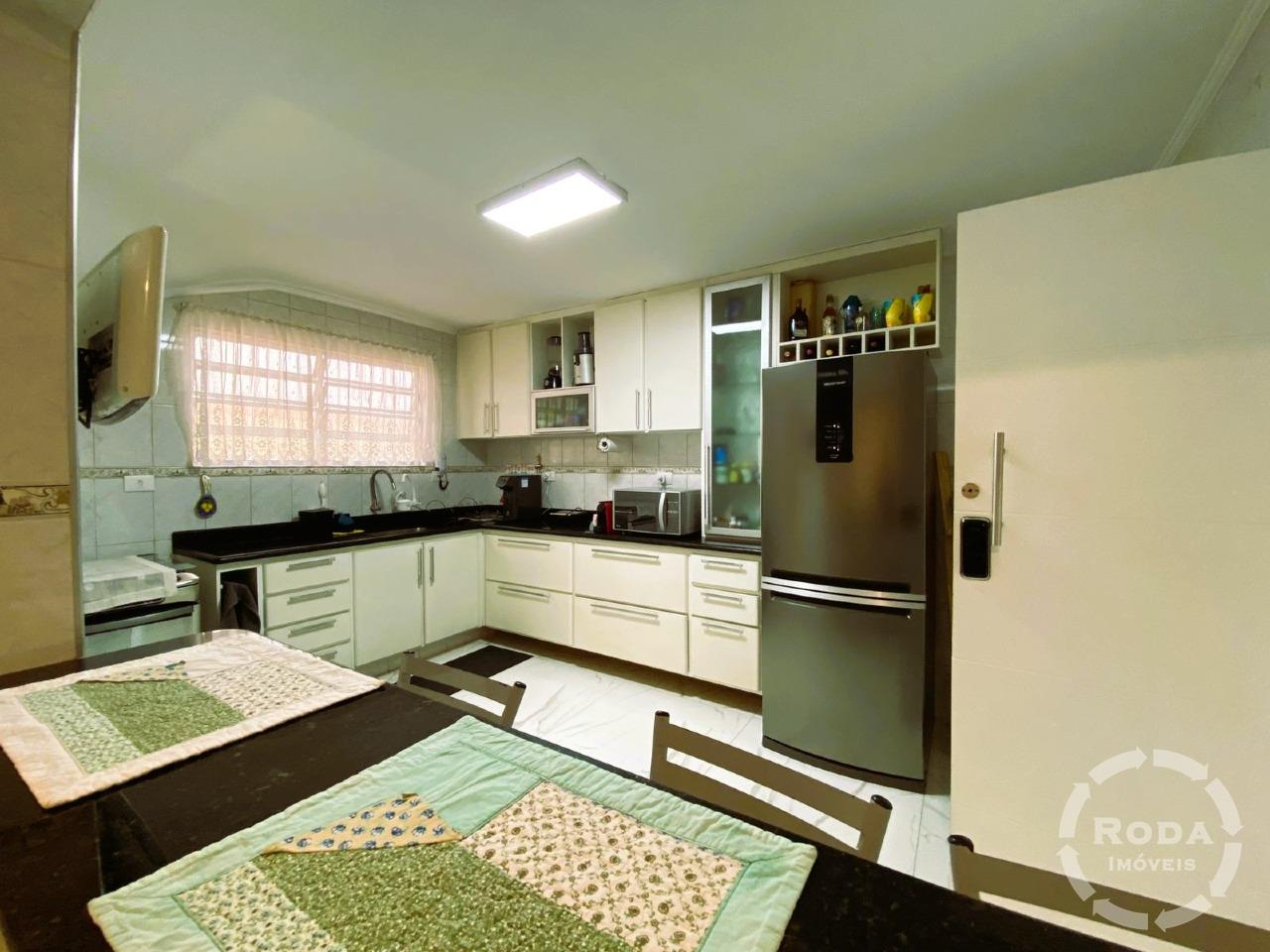 Casa à venda no Encruzilhada: 