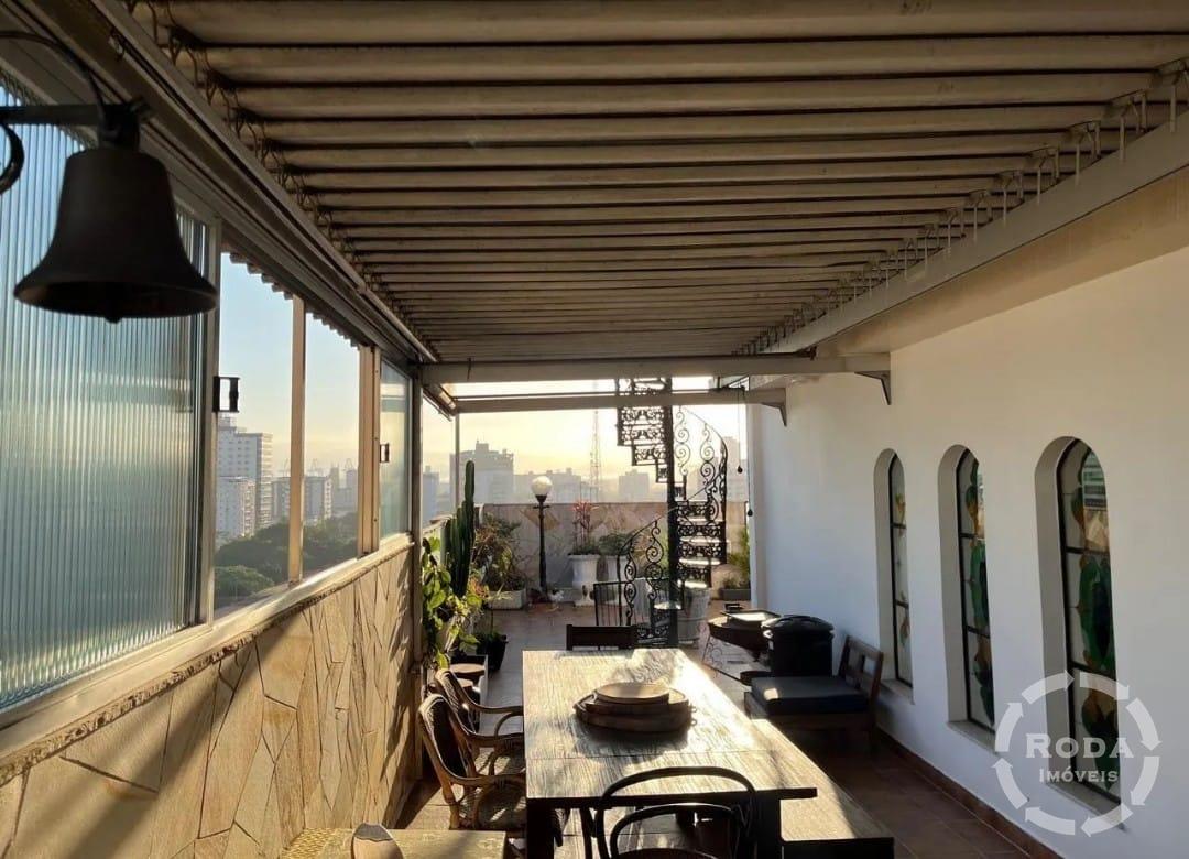 Cobertura à venda no Ponta da Praia: 