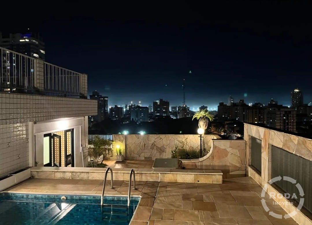 Cobertura à venda no Ponta da Praia: 