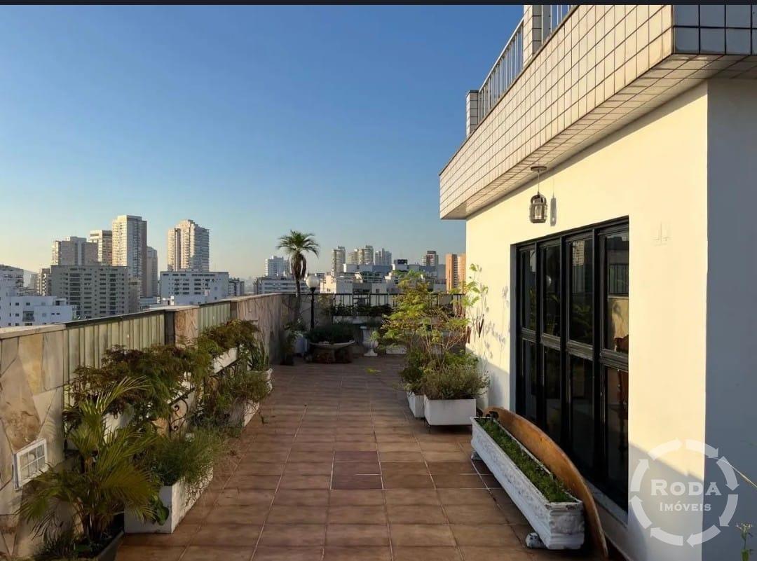 Cobertura à venda no Ponta da Praia: 