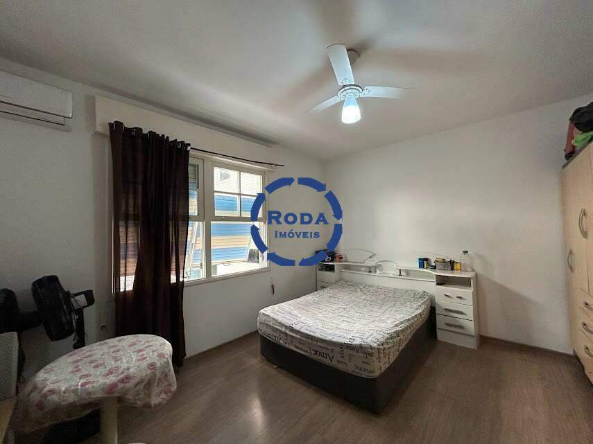 Apartamento à venda no Embaré: