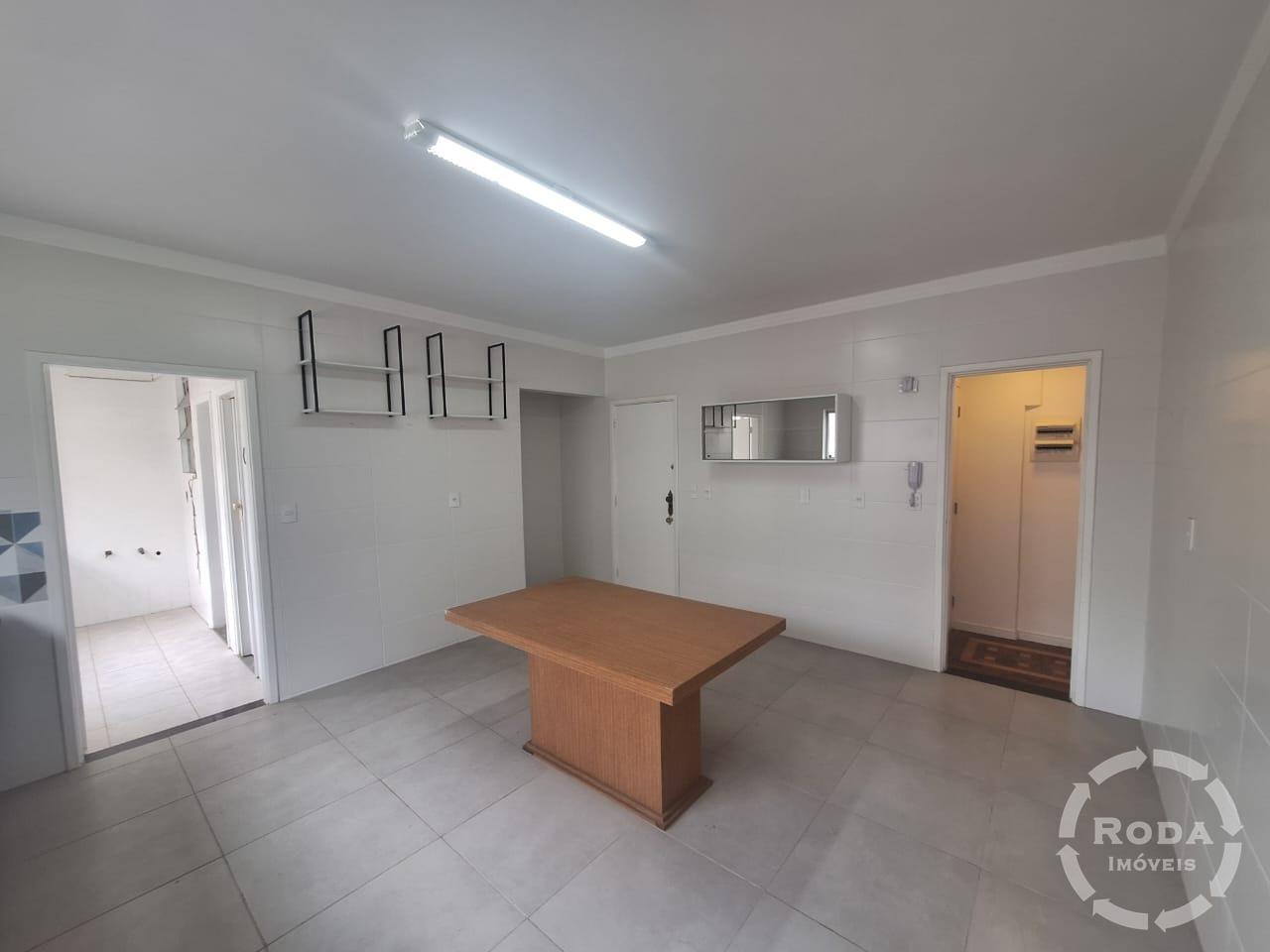 Apartamento à venda no Ponta da Praia: 