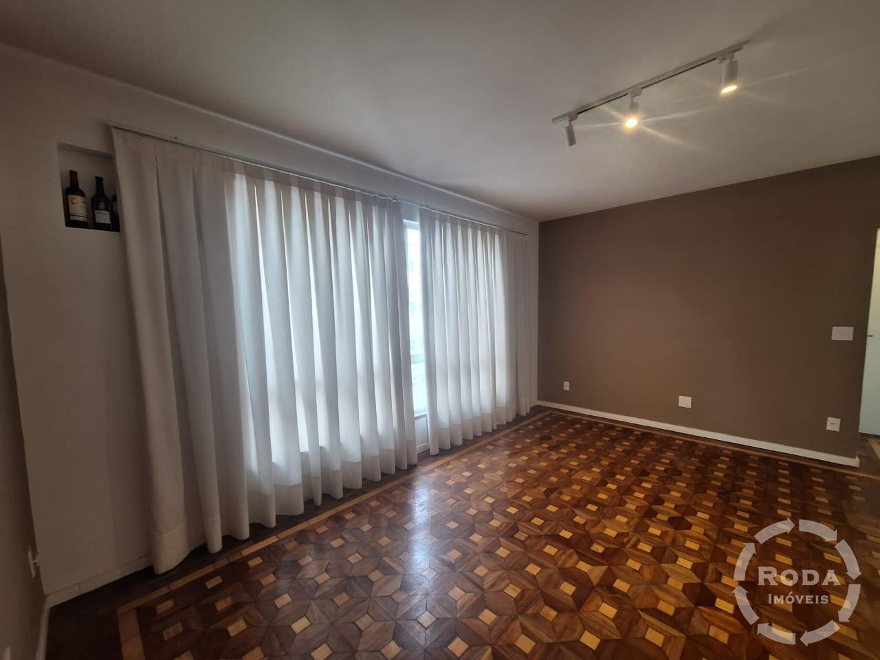 Apartamento à venda no Ponta da Praia: 