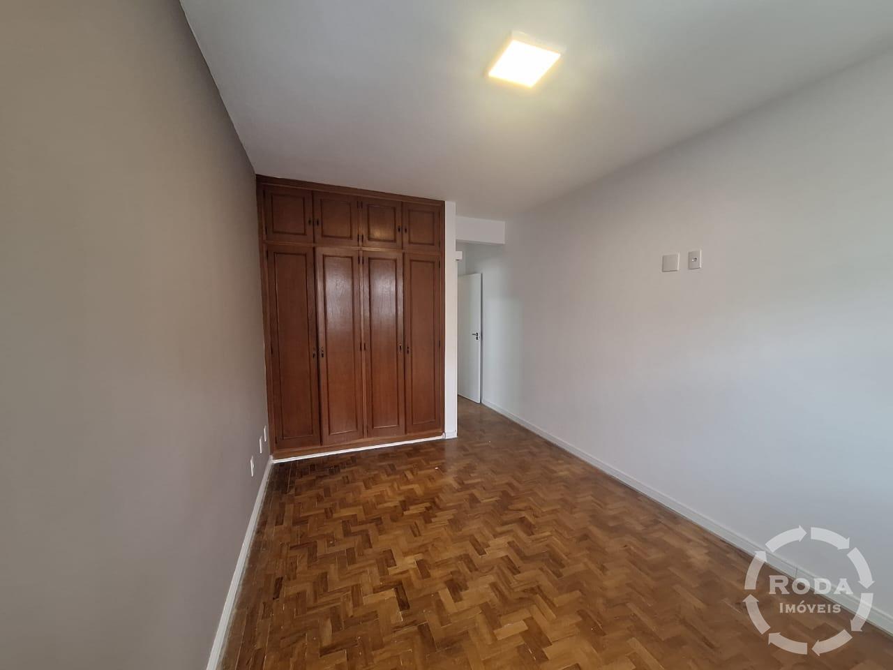 Apartamento à venda no Ponta da Praia: 