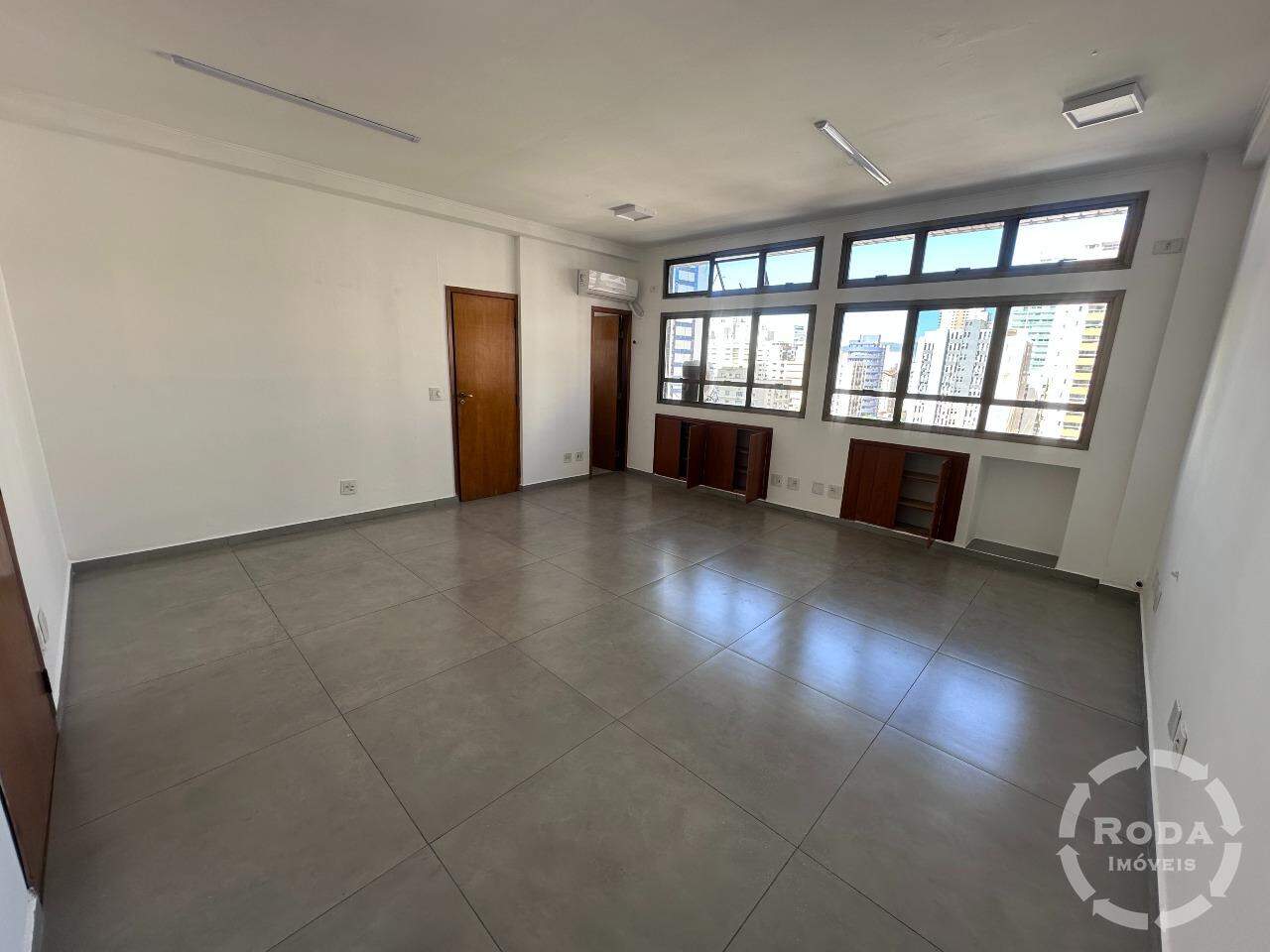 Sala para aluguel no Boqueirão: 