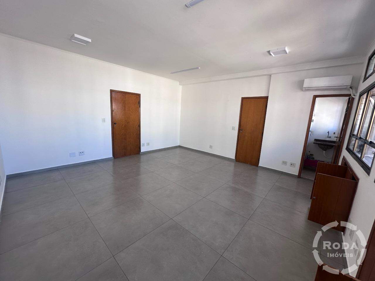 Sala para aluguel no Boqueirão: 