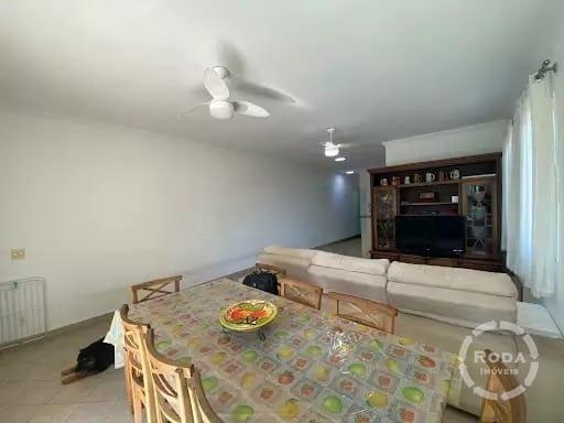 Casa à venda no Embaré: 