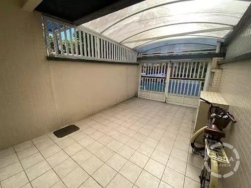 Casa à venda no Embaré: 