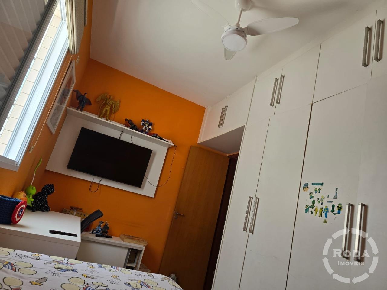 Casa Sobreposta Alta à venda no Embaré: 