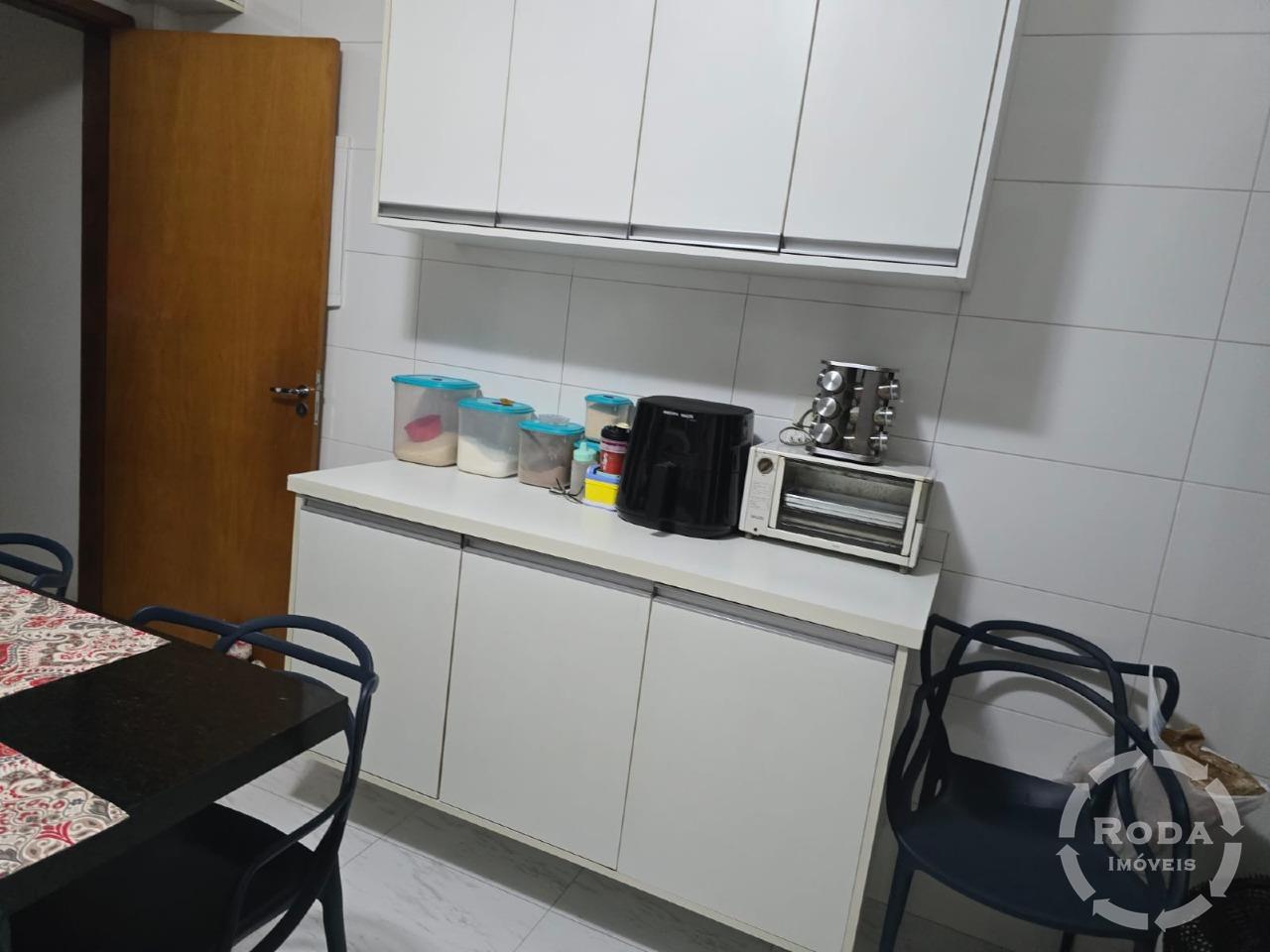 Casa Sobreposta Alta à venda no Embaré: 