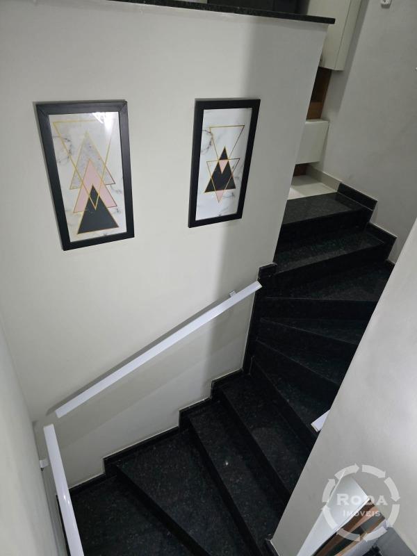 Casa Sobreposta Alta à venda no Embaré: 