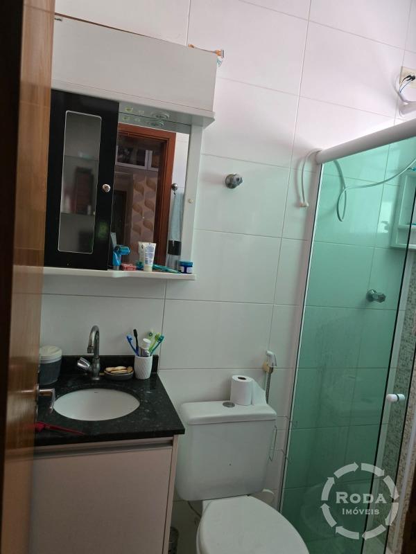 Casa Sobreposta Alta à venda no Embaré: 