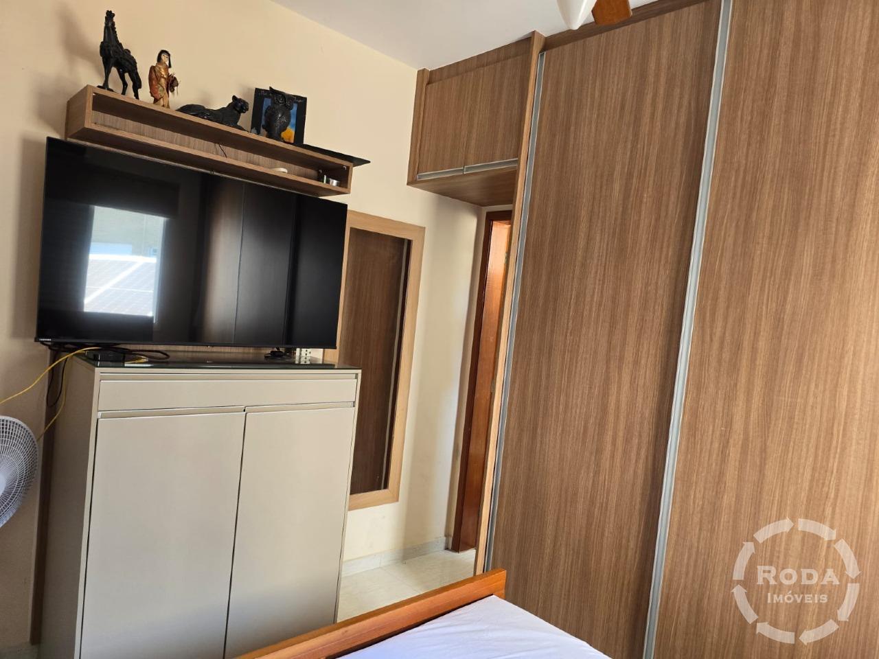 Casa Sobreposta Alta à venda no Embaré: 