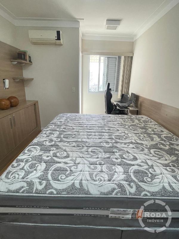 Apartamento à venda no Encruzilhada: 