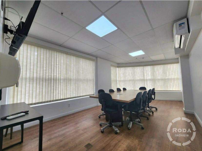 Sala à venda no Ponta da Praia: 