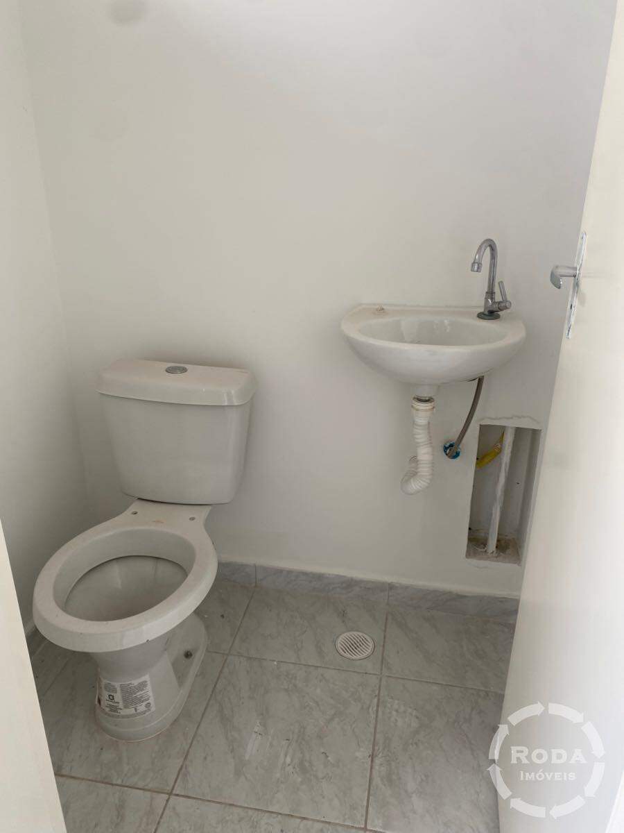 Sala à venda no Ponta da Praia: 