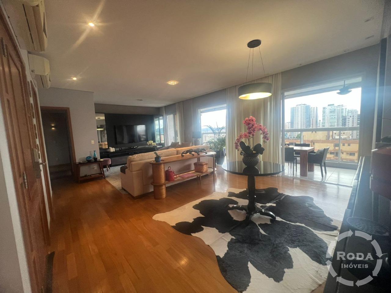 Apartamento à venda no Embaré: 