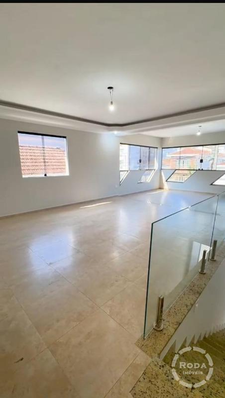 Casa Sobreposta Alta à venda no Marapé: 