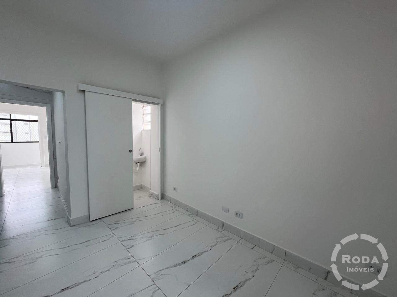Apartamento à venda no Ponta da Praia: 