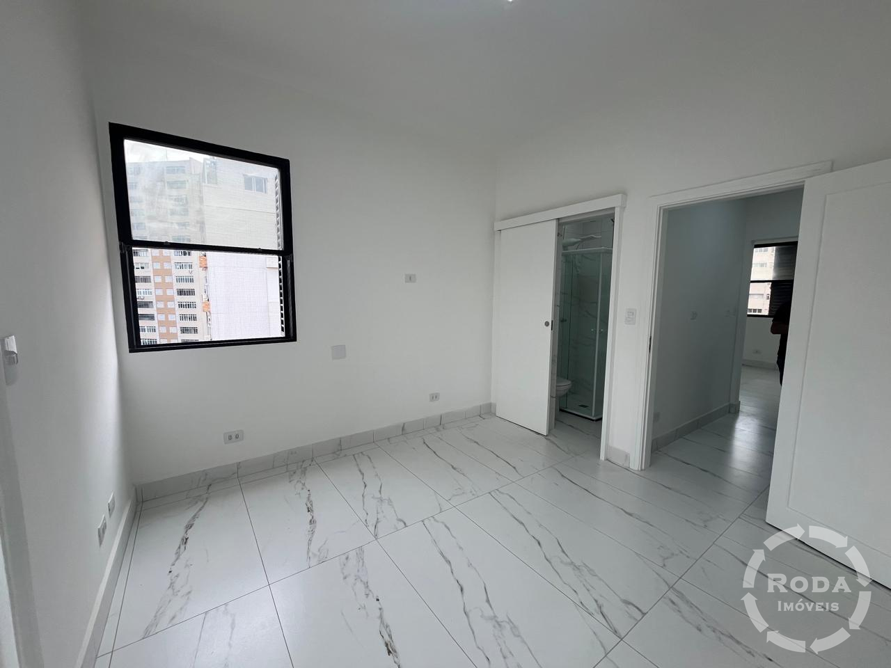 Apartamento à venda no Ponta da Praia: 