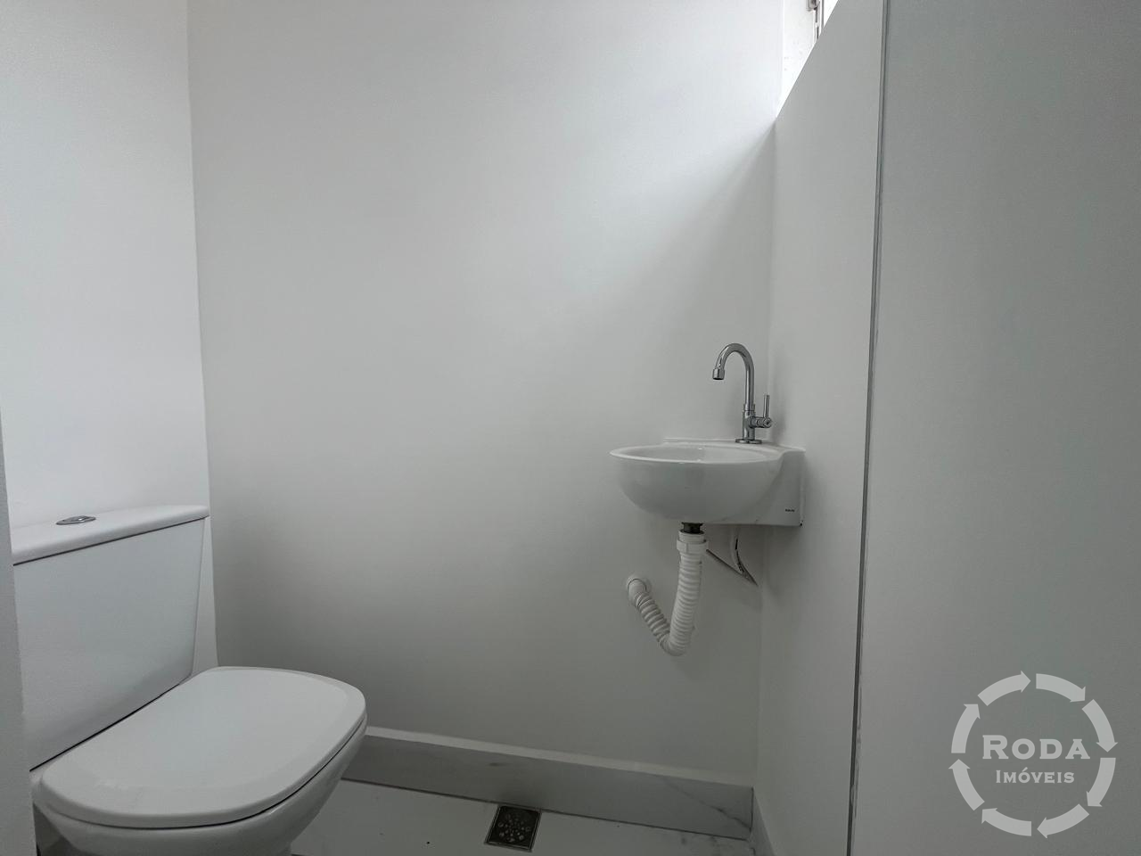 Apartamento à venda no Ponta da Praia: 