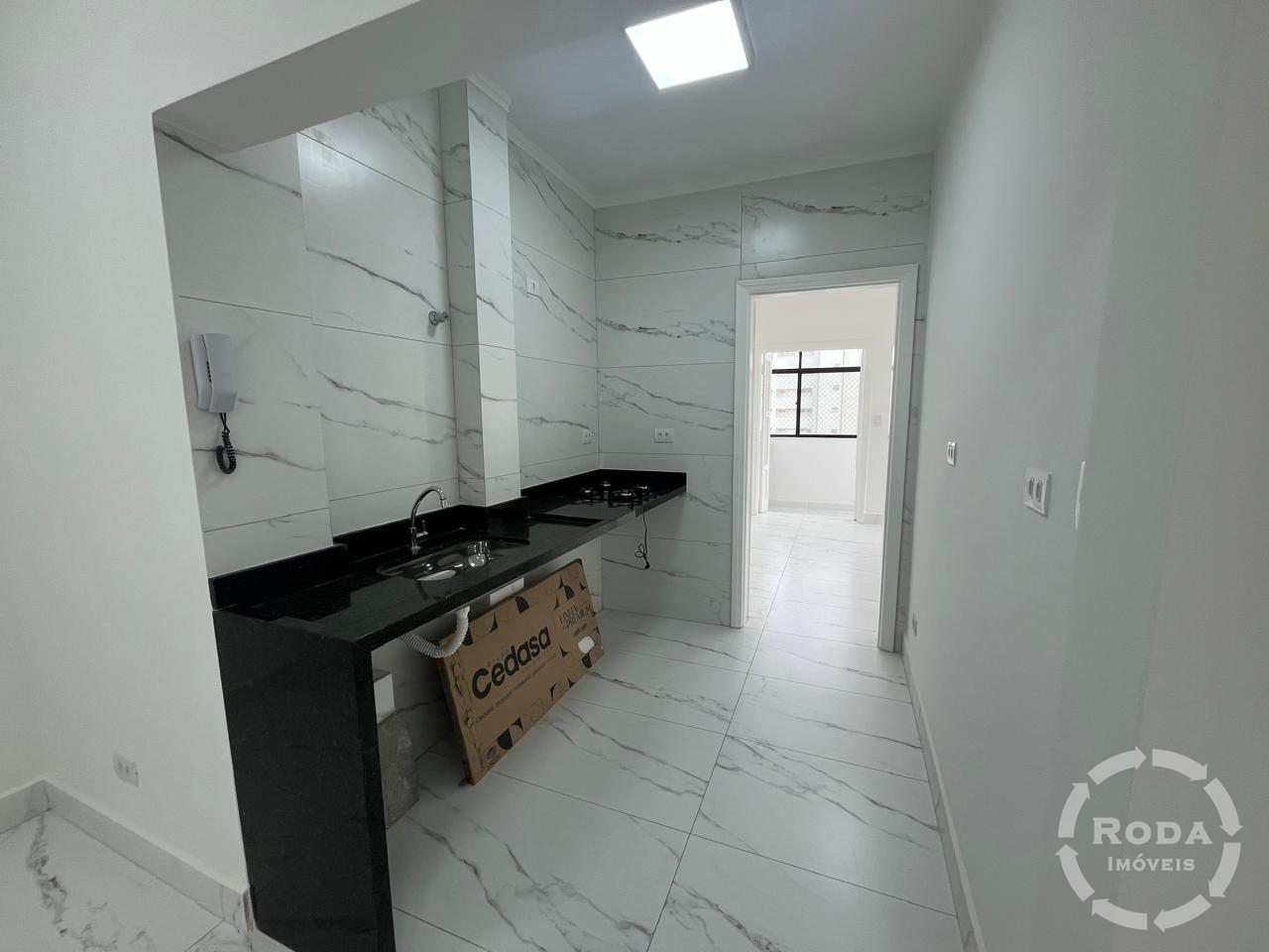 Apartamento à venda no Ponta da Praia: 