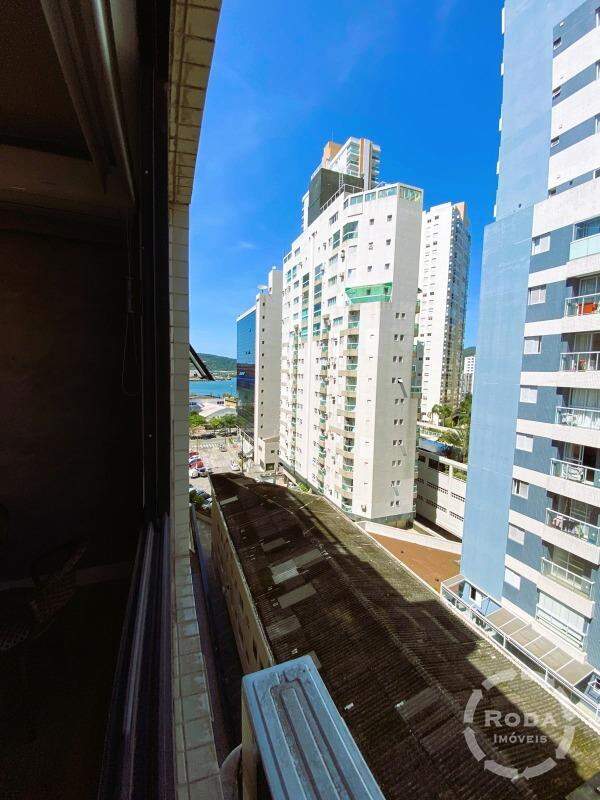 Apartamento à venda no Ponta da Praia: 