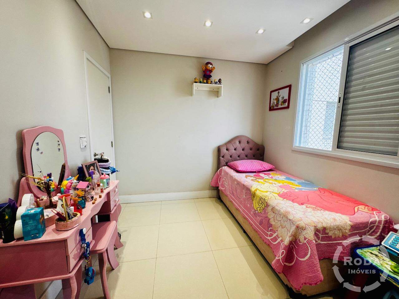 Apartamento à venda no Embaré: 