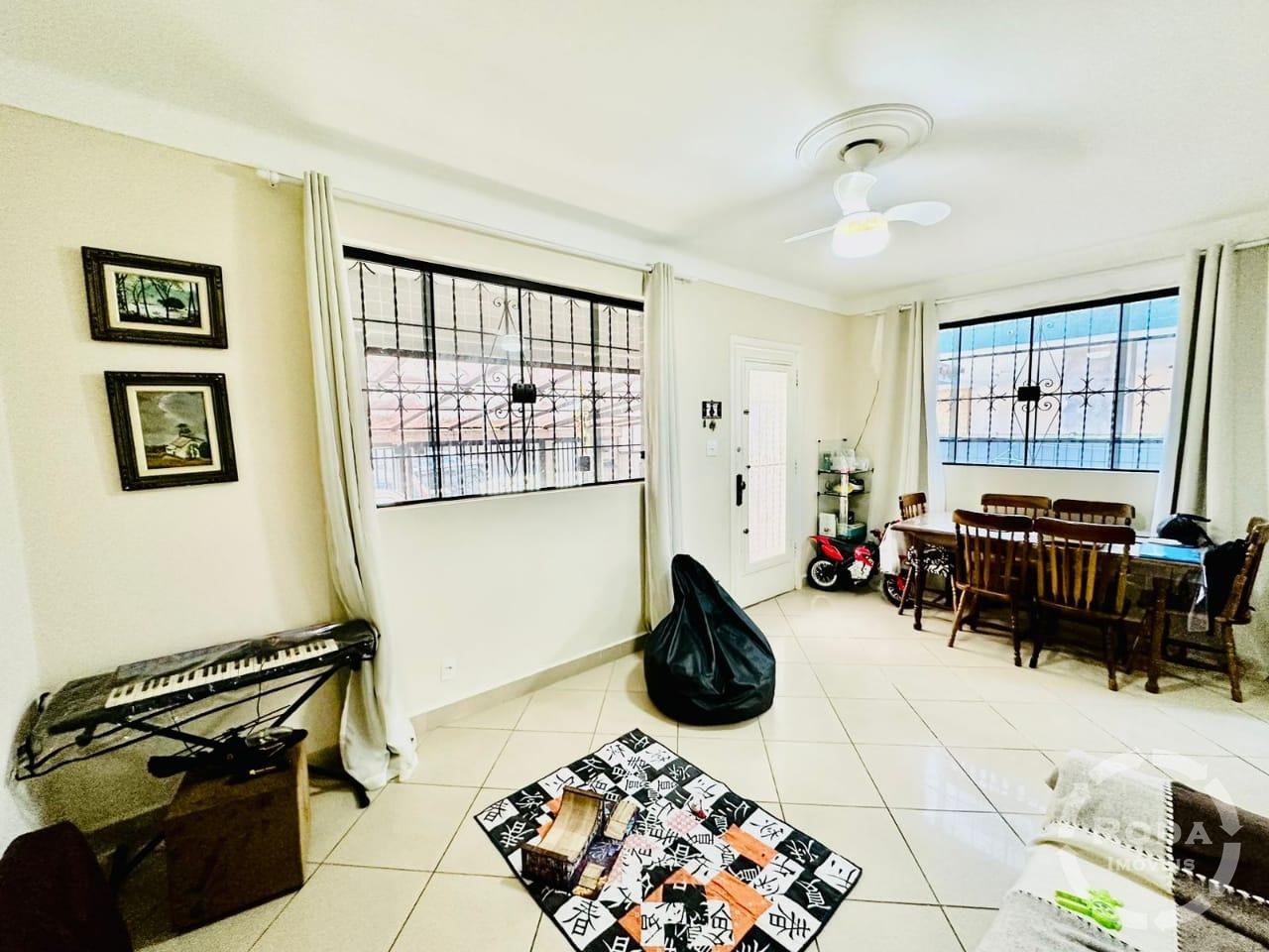 Casa à venda no Boqueirão: 