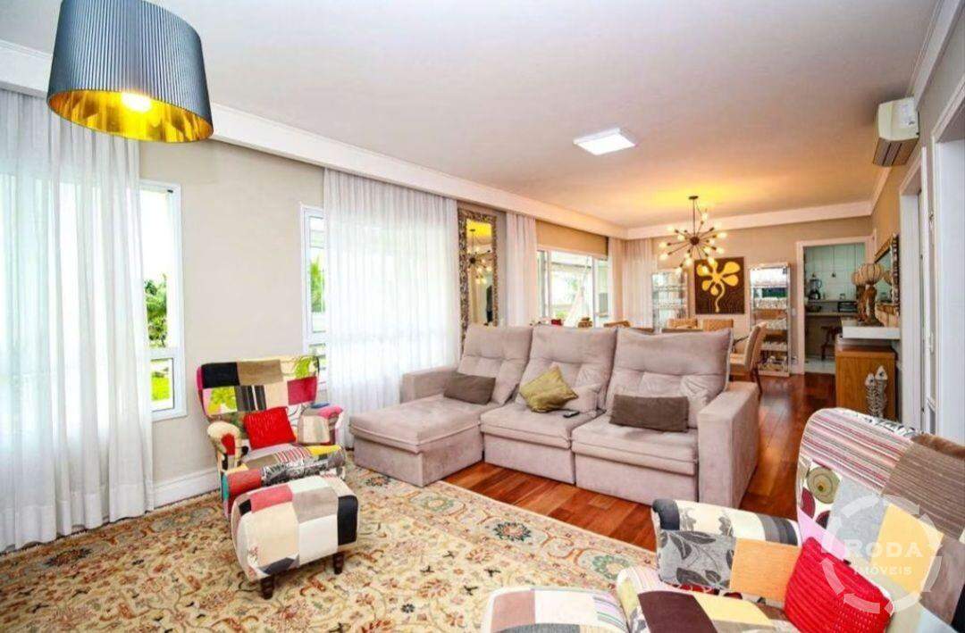 Apartamento à venda no Ponta da Praia: 