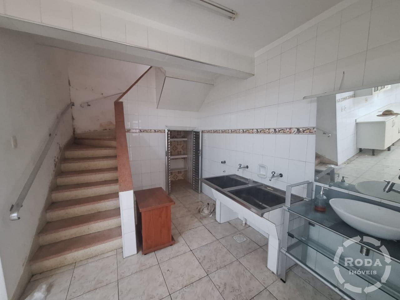 Casa para aluguel no Ponta da Praia: 