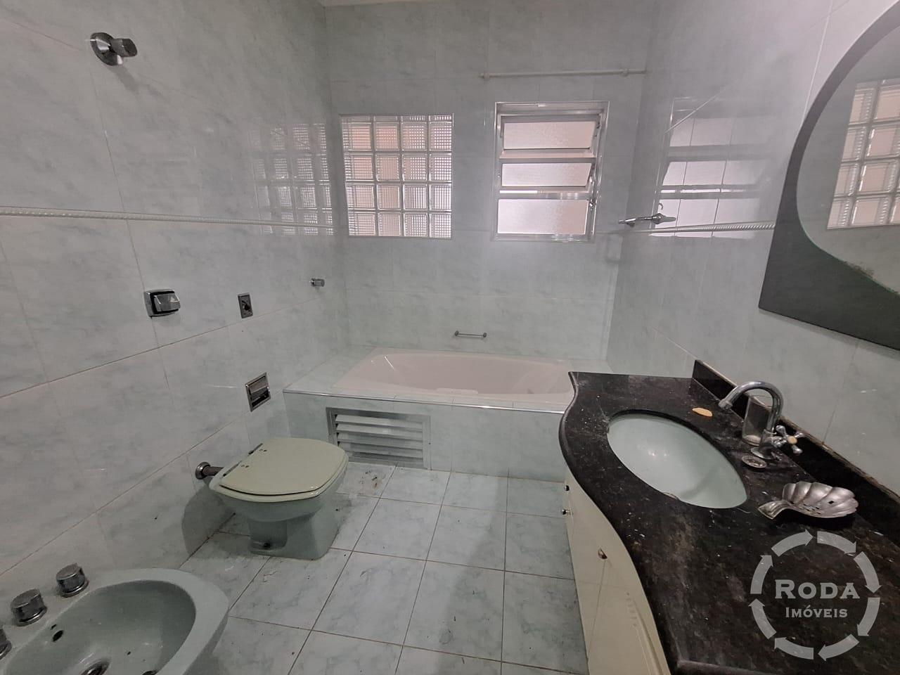 Casa para aluguel no Ponta da Praia: 