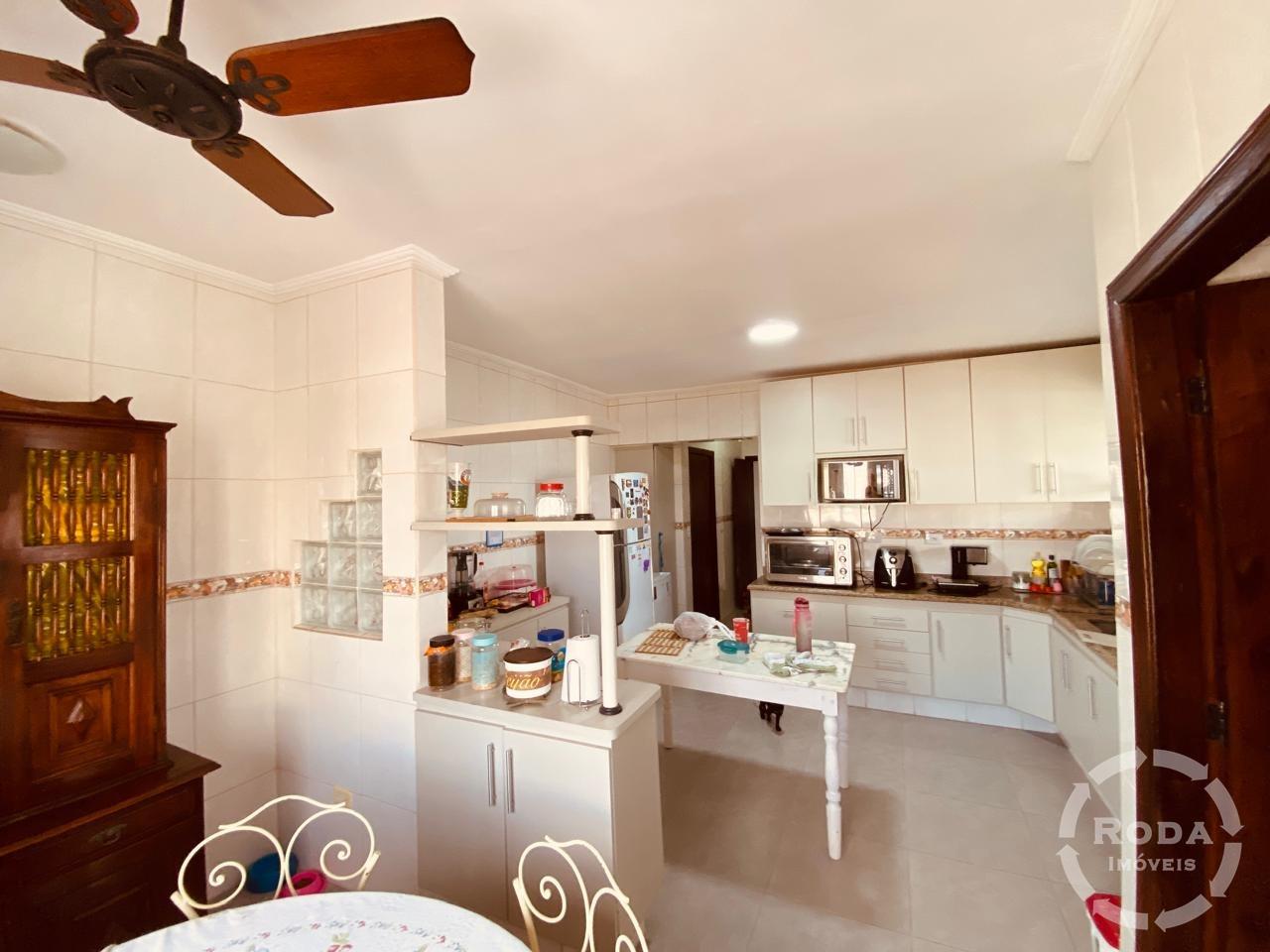 Apartamento à venda no Embaré: 