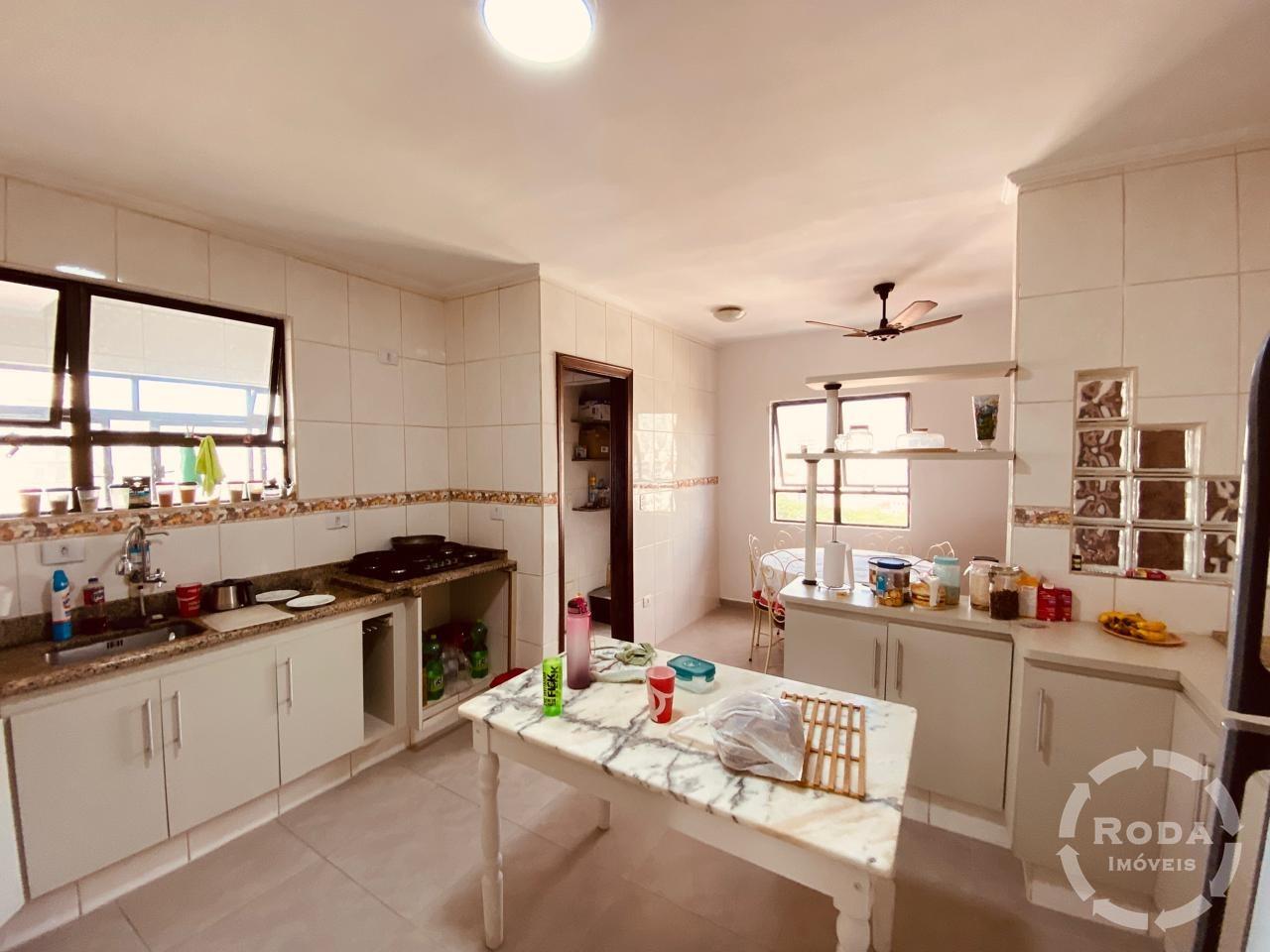 Apartamento à venda no Embaré: 