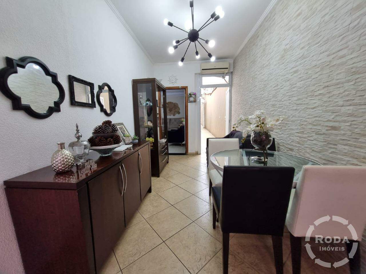 Casa à venda no Macuco: 