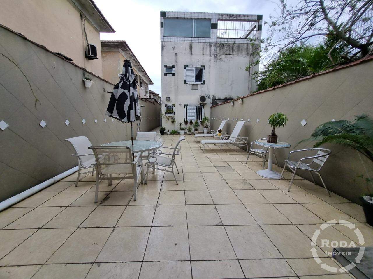 Casa à venda no Macuco: 