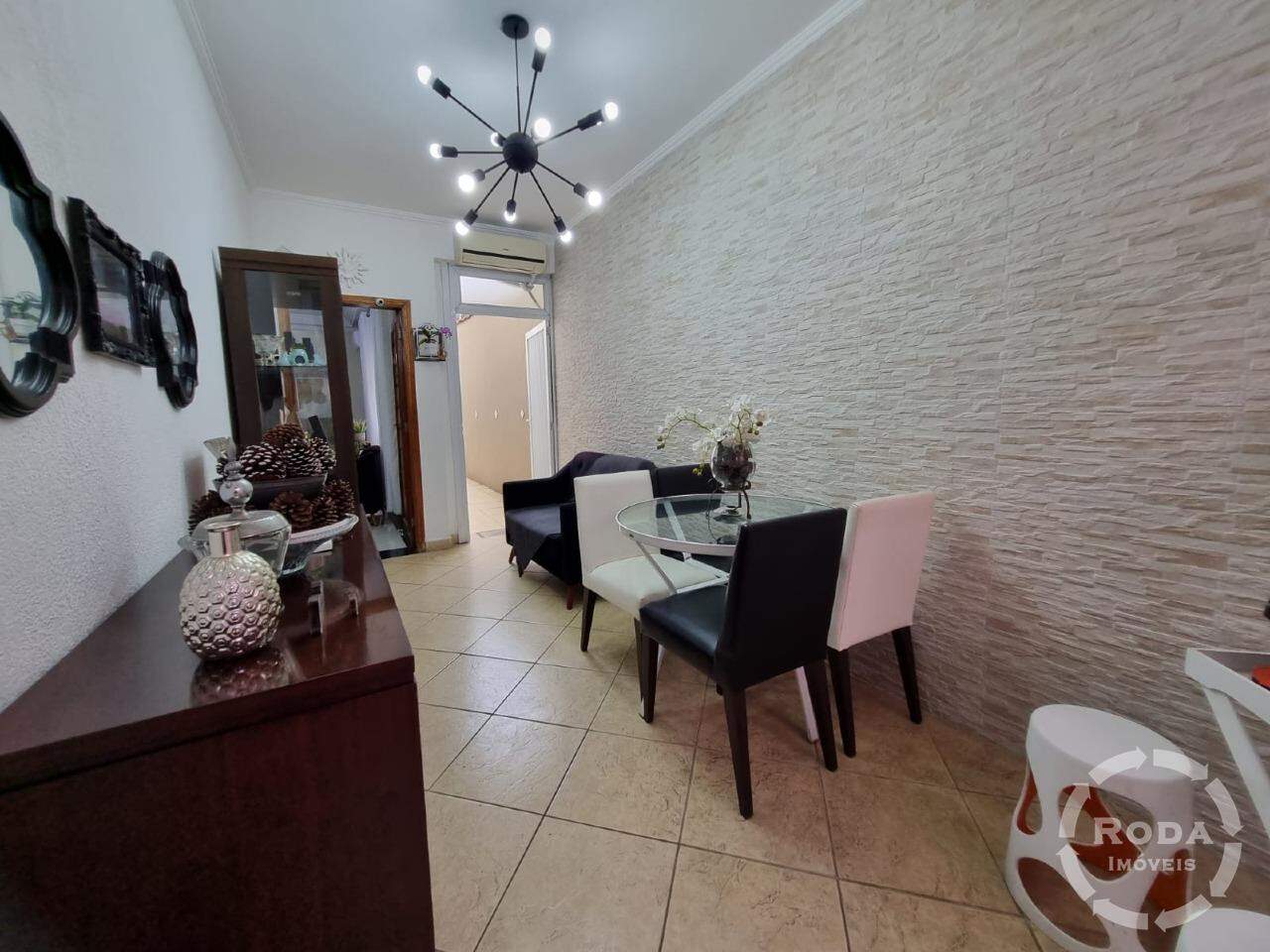 Casa à venda no Macuco: 