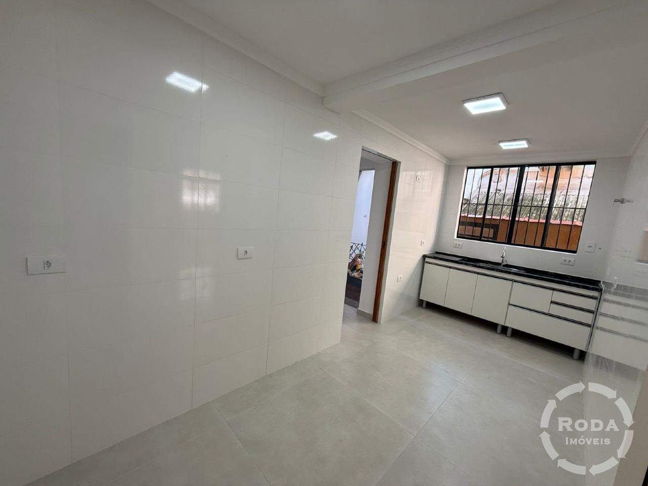 Casa para aluguel no Embaré: 