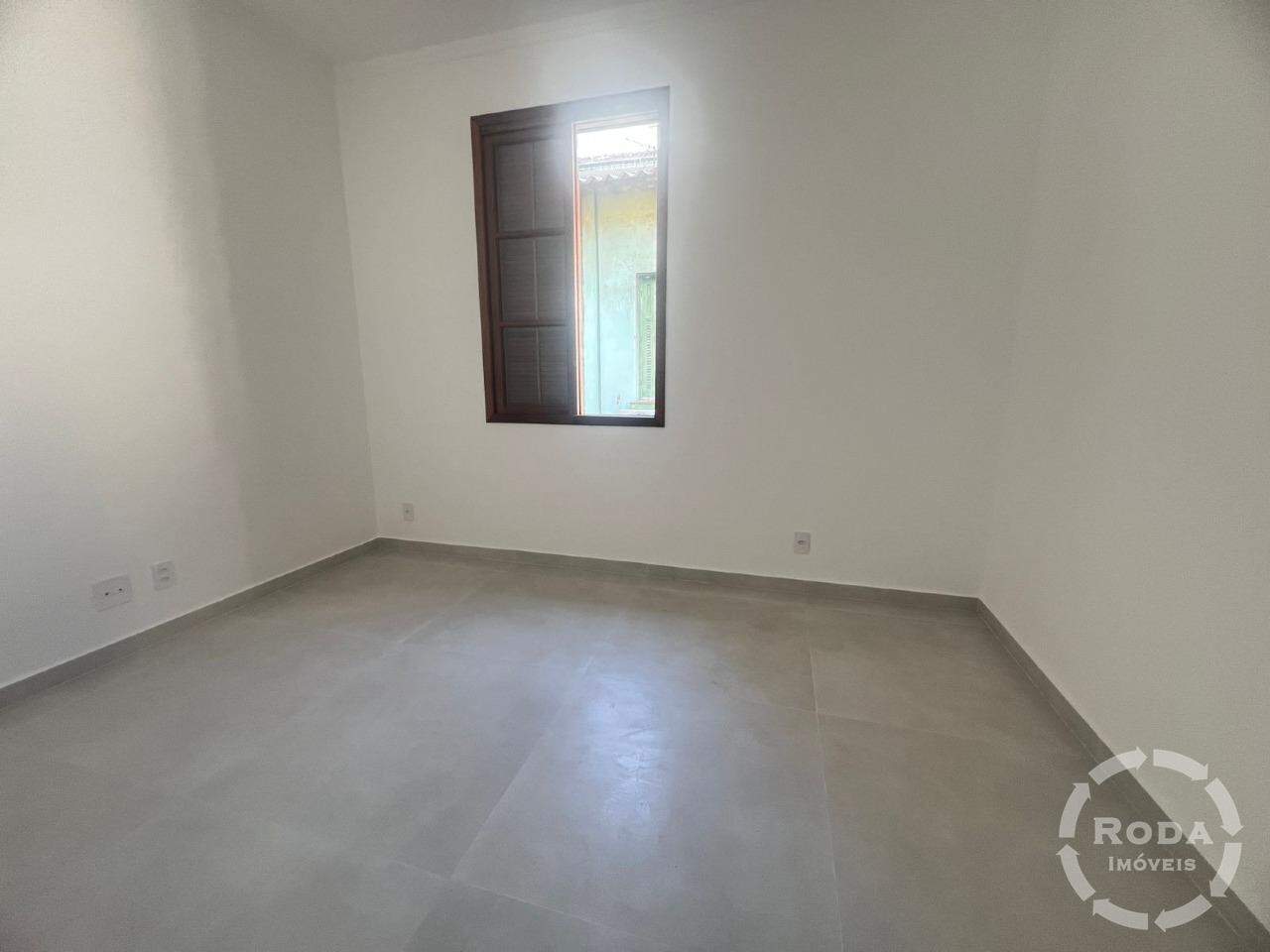Casa para aluguel no Embaré: 