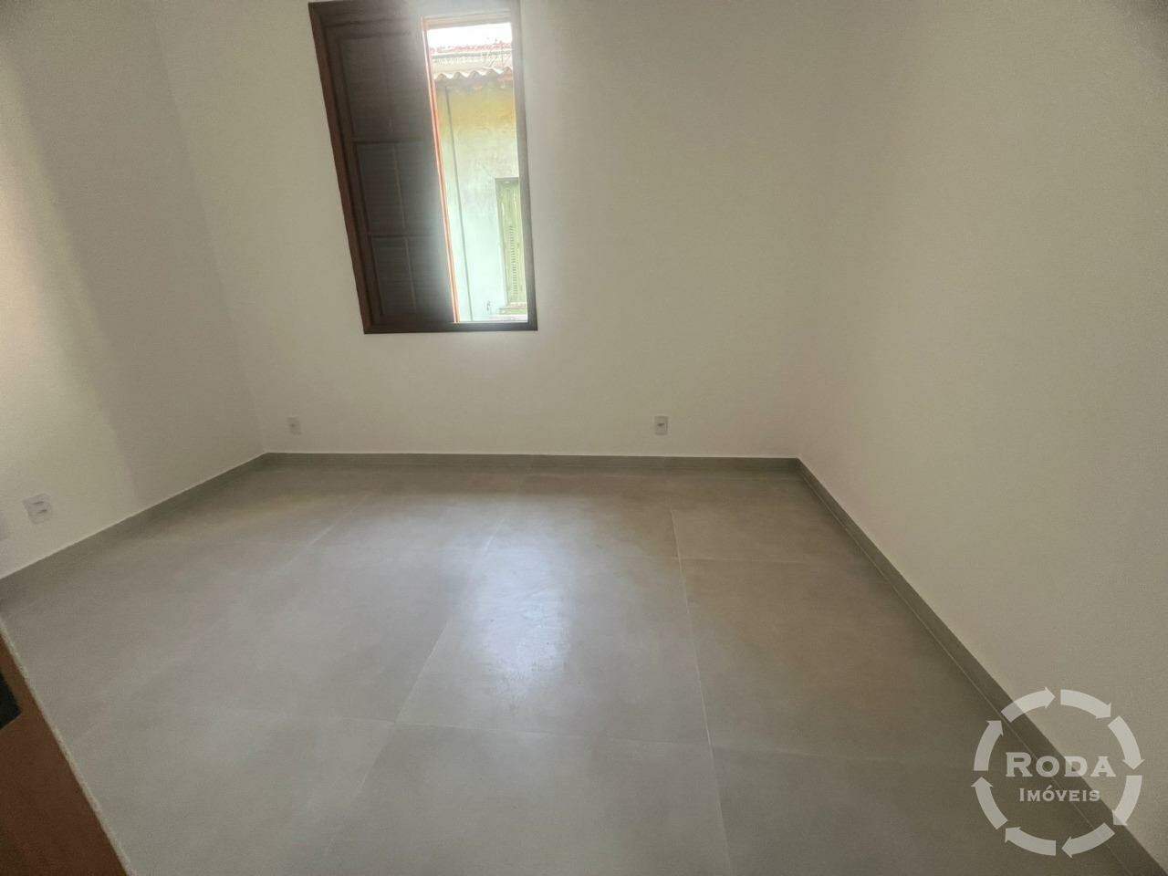 Casa para aluguel no Embaré: 