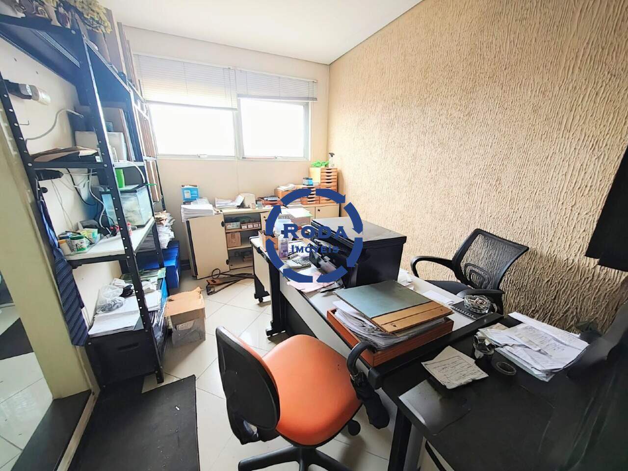 Prédio à venda no Vila Mathias:
