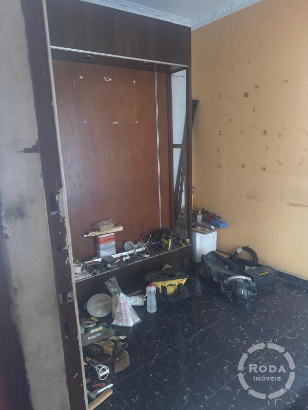 Terreno à venda no Macuco: 