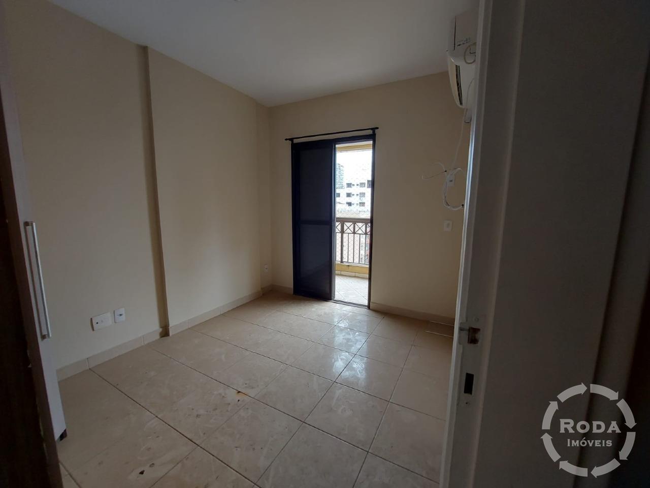 Apartamento à venda no Ponta da Praia: 