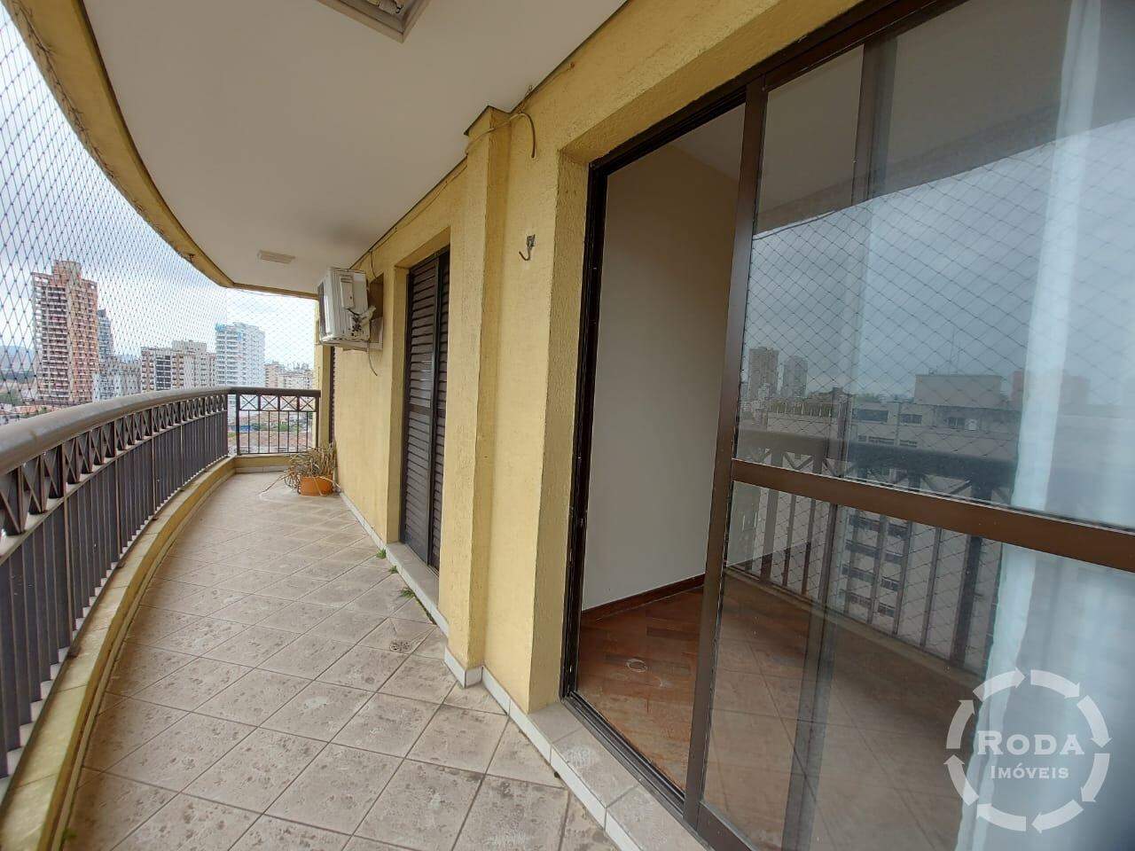 Apartamento à venda no Ponta da Praia: 