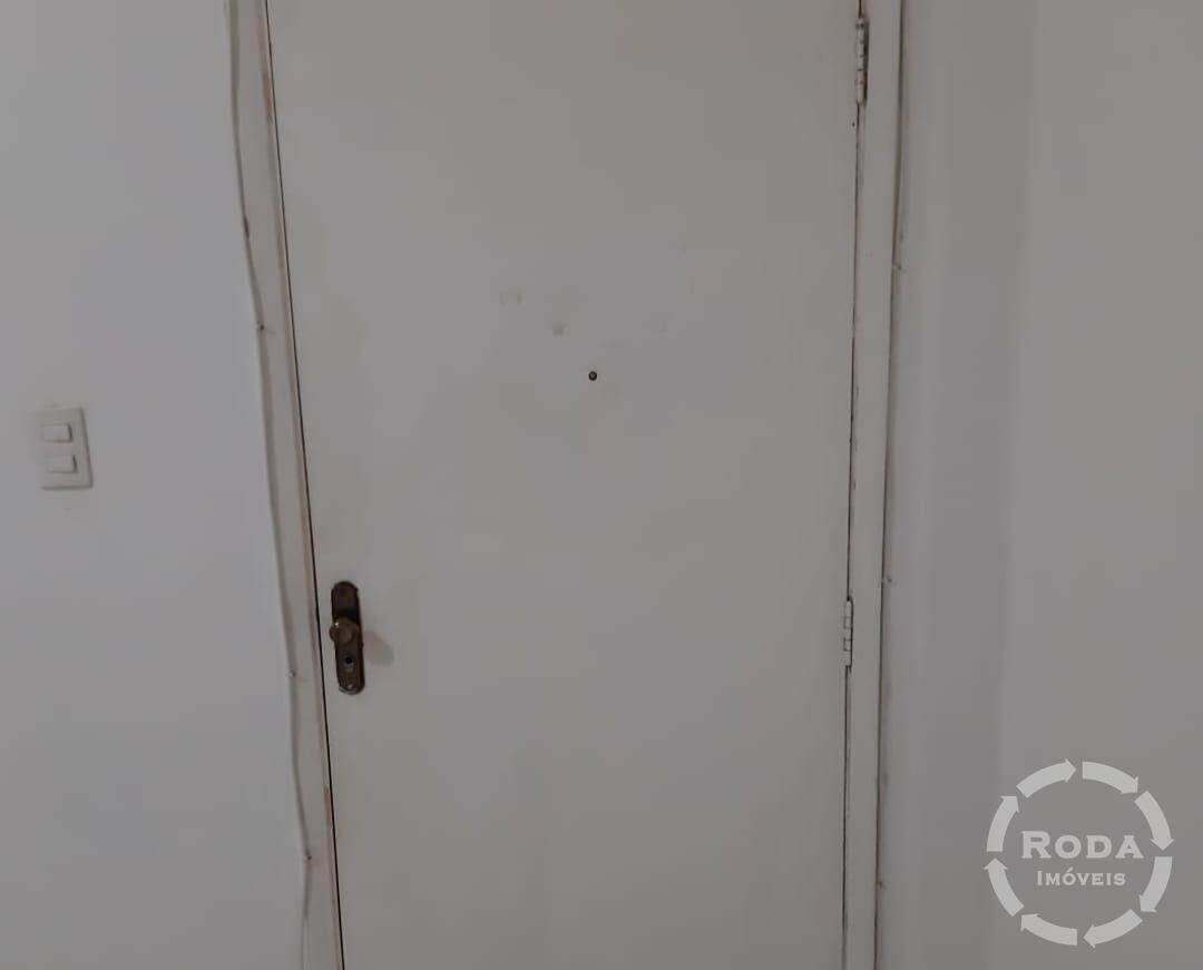 Sala para aluguel no Embaré: 